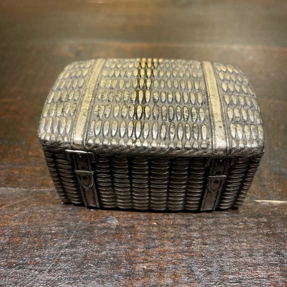 Vintage Jewelry Silverplate Casket Picnic‎ Basket Straps Trinket Box